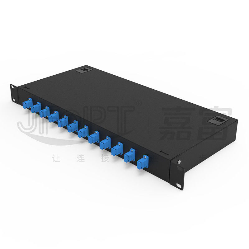 12 SC Port Rack Mount Fiber Patch Panel พร้อมอะแดปเตอร์ SC / UPC และ Pigtails 1 ม